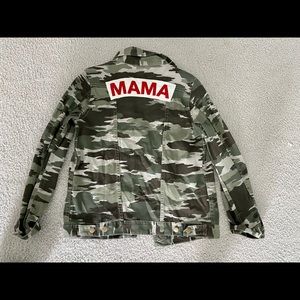 Ingrid & Isabel Mama camo jacket small